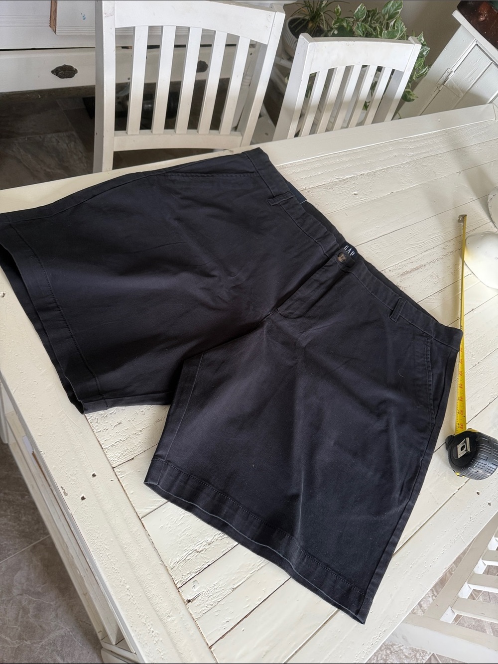 Gap Men's size 40 Black Cotton Chino Shorts NWT